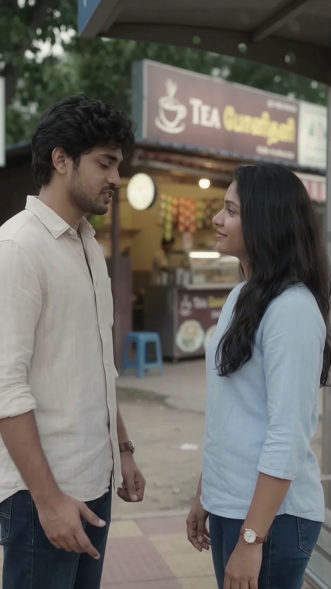 Antha Oru Nimisham - Tea Stall Meeting